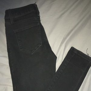 🎂 Black skinny jeans